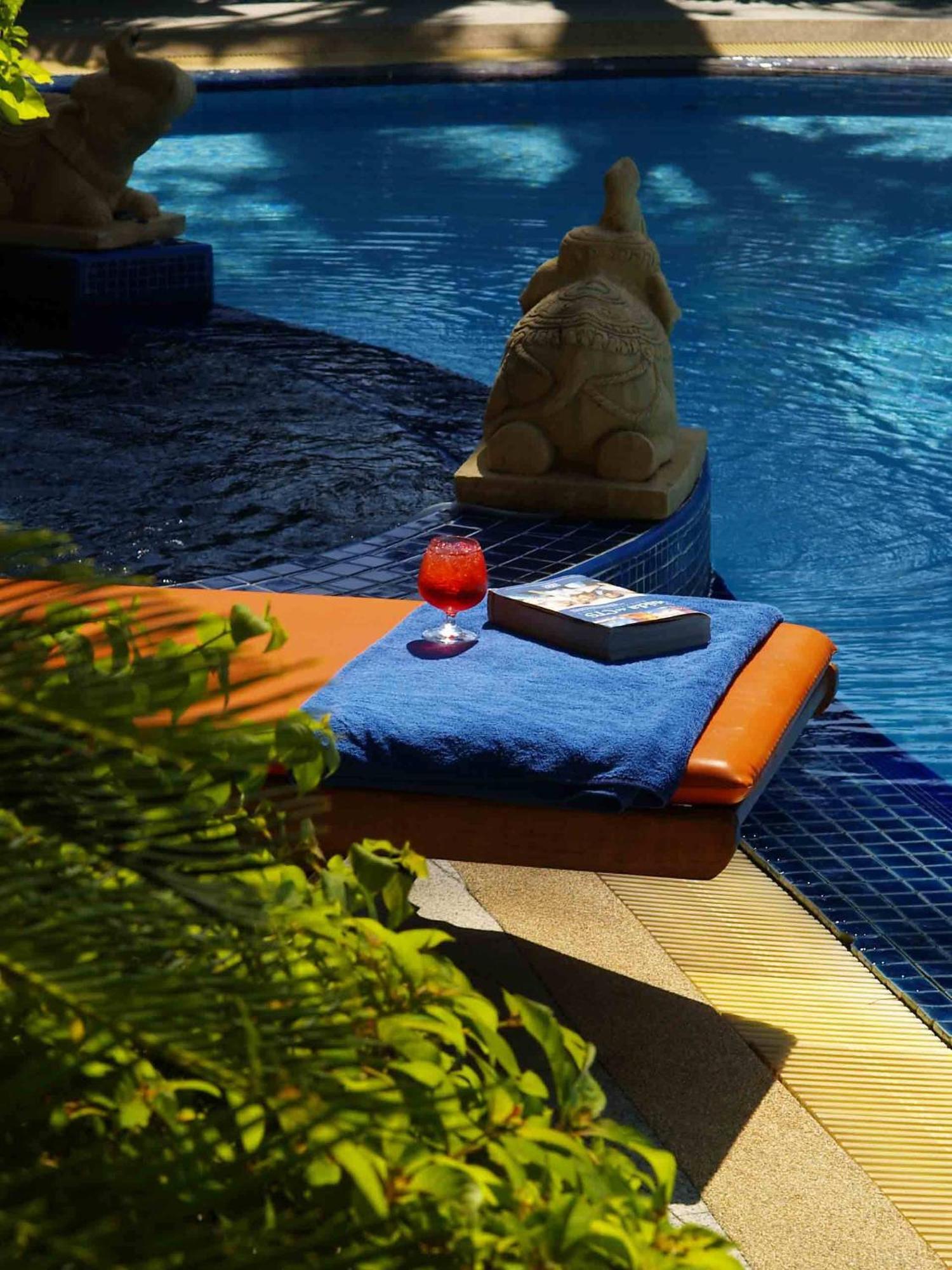 Safari Beach Hotel Patong Екстериор снимка