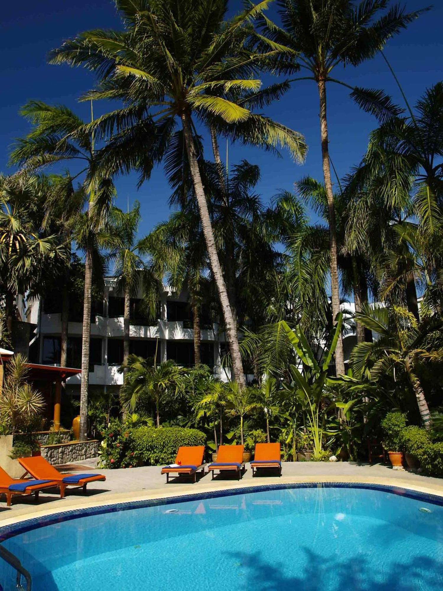 Safari Beach Hotel Patong Екстериор снимка