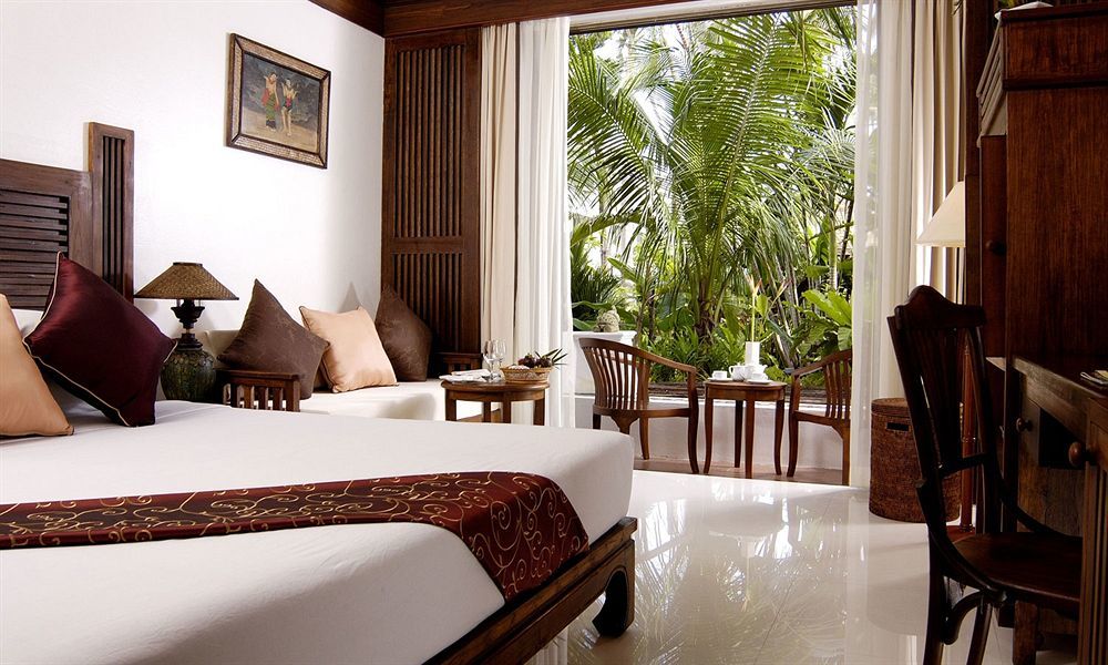 Safari Beach Hotel Patong Екстериор снимка