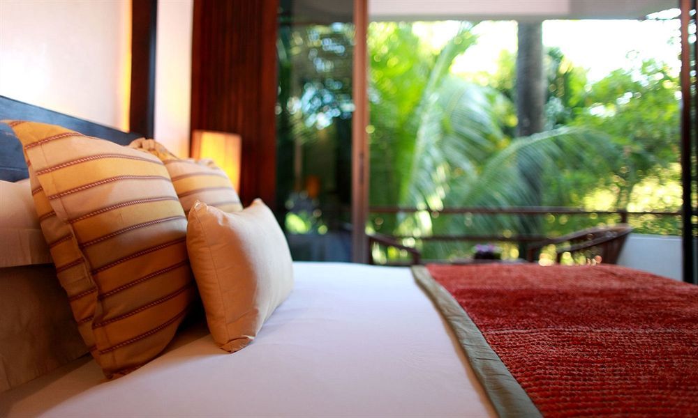 Safari Beach Hotel Patong Екстериор снимка